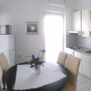 Tihana Apartment Ravni